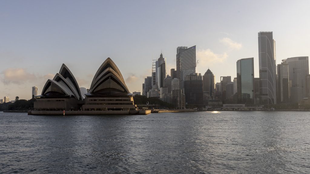 Return to Sydney Harbour