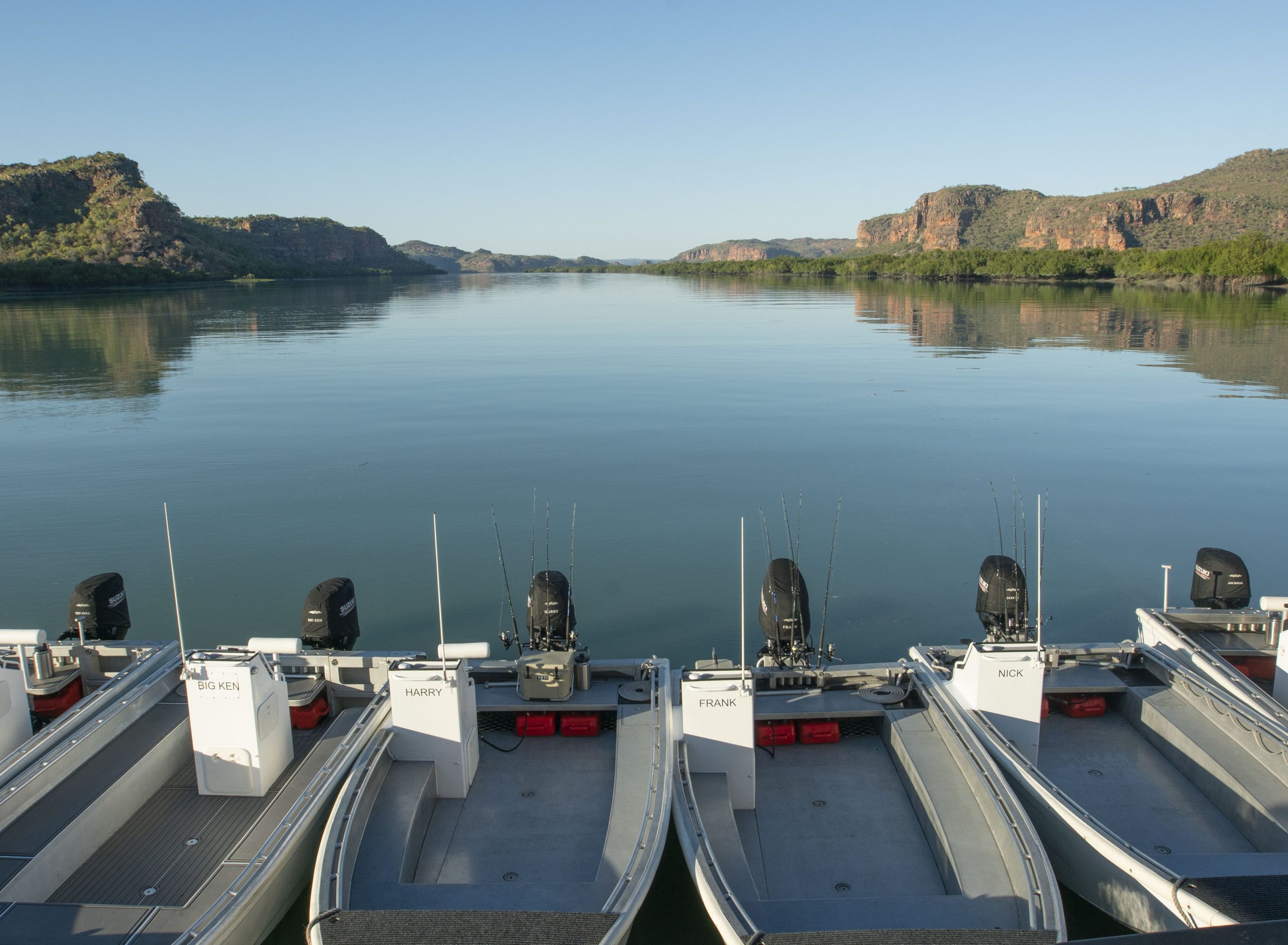 Agent Image Gallery 14 True North Speed Boats