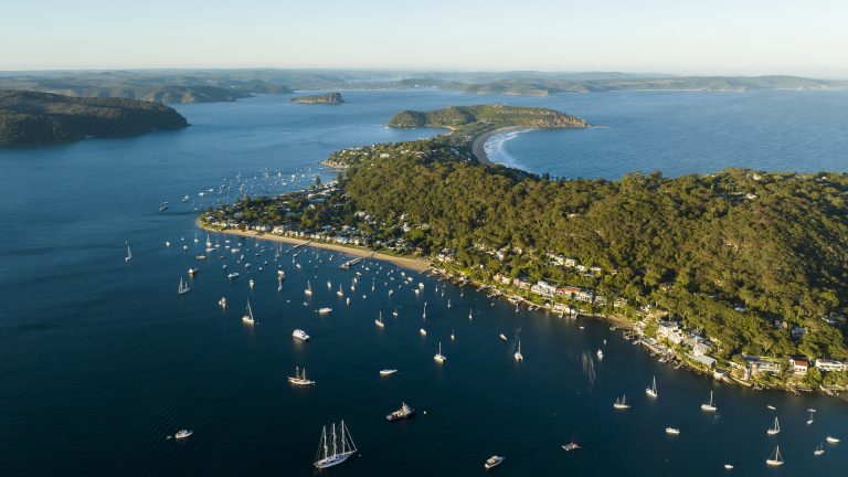 Sydney Rocks – Blue Water Classic cruise