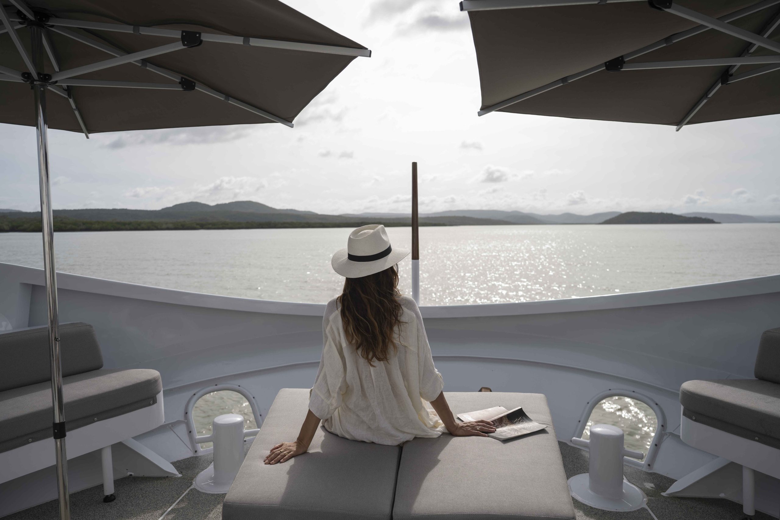 Agent Image Gallery 226 TrueNorthII refit MR 25 seating areas lowres 7709 scaled